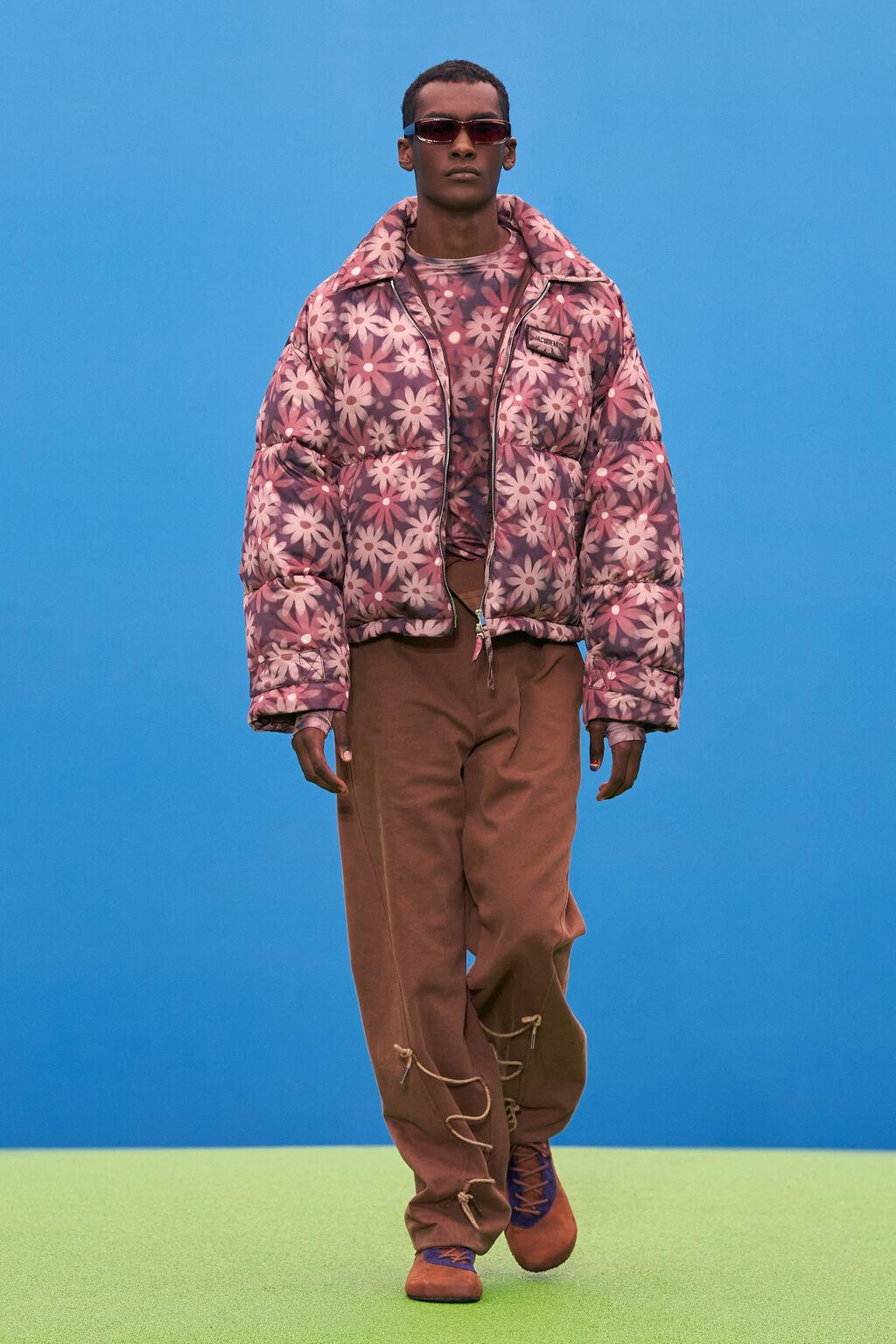 Look 50